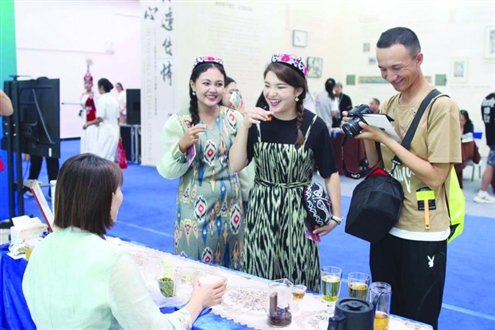 2023“新疆是个好地方”对口援疆19省市非遗展上,山东非遗项目广受欢迎(资料图)